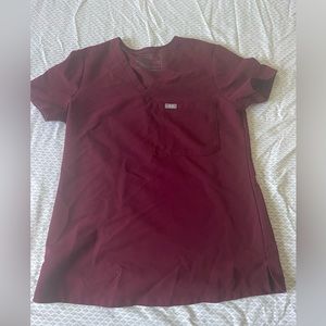 Figs Women’s Burgundy Catarina One-Pocket Scrub Top XS
